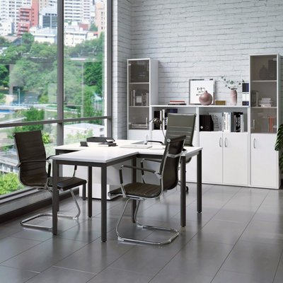 Минимализм рабочего места от SLIM SYSTEM